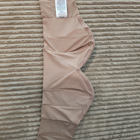 Raver bejeweled top - Picture 5 of 5